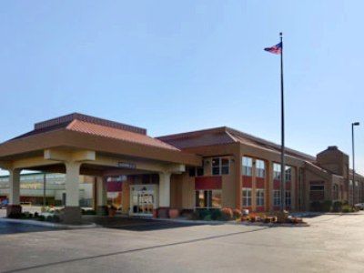 Hotel Ramada By Wyndham West Memphis Exteriér fotografie